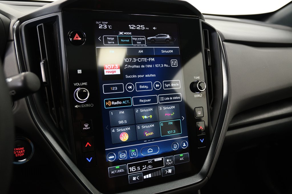 Subaru Crosstrek Onyx 2.5L Volant chauffant Carplay Toit ouvrant 2024 à Sainte-Julie, Québec - 18 - w1024h768px