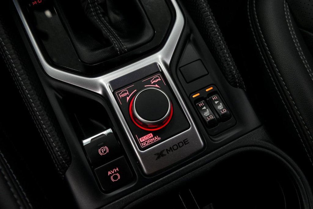 Subaru Forester Limited Navi Cuir Carplay Harman Kardon 2023 à Sainte-Julie, Québec - 23 - w1024h768px