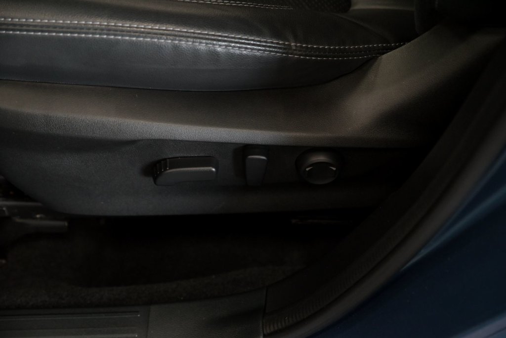Subaru Forester Limited Navi Cuir Carplay Harman Kardon 2023 à Sainte-Julie, Québec - 10 - w1024h768px