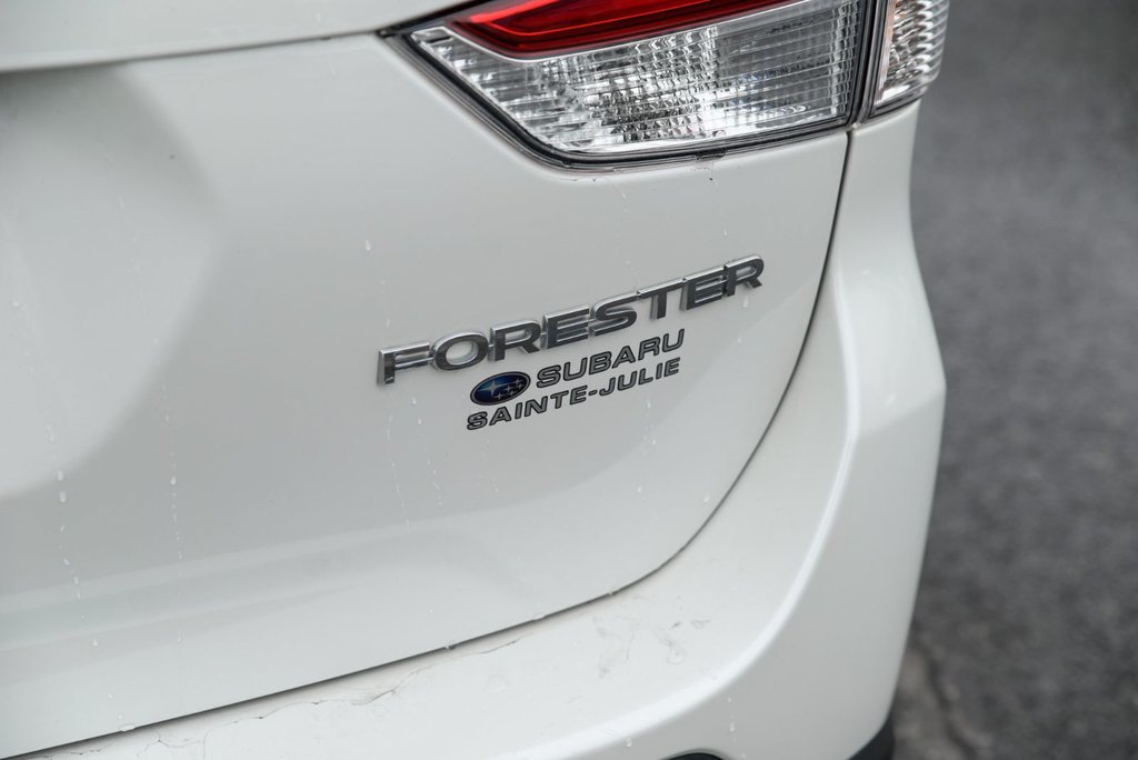 2023 Subaru Forester Tourisme Carplay Volant chauffant Toit pano in Sainte-Julie, Quebec - 8 - w1024h768px
