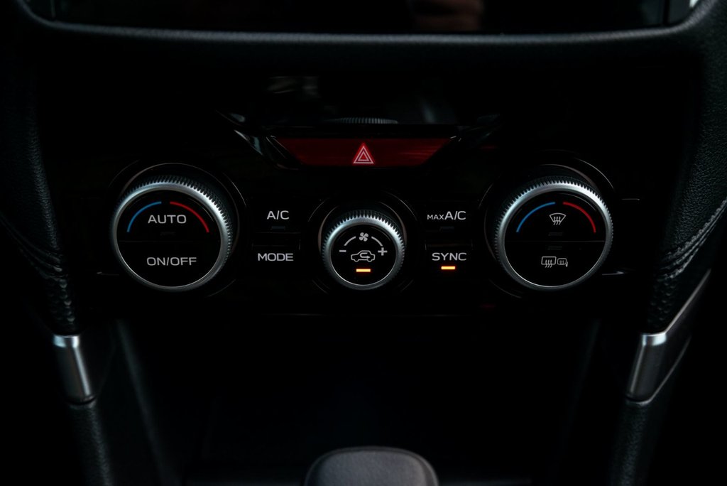 Subaru Forester Tourisme Carplay Volant chauffant Toit pano 2023 à Sainte-Julie, Québec - 21 - w1024h768px