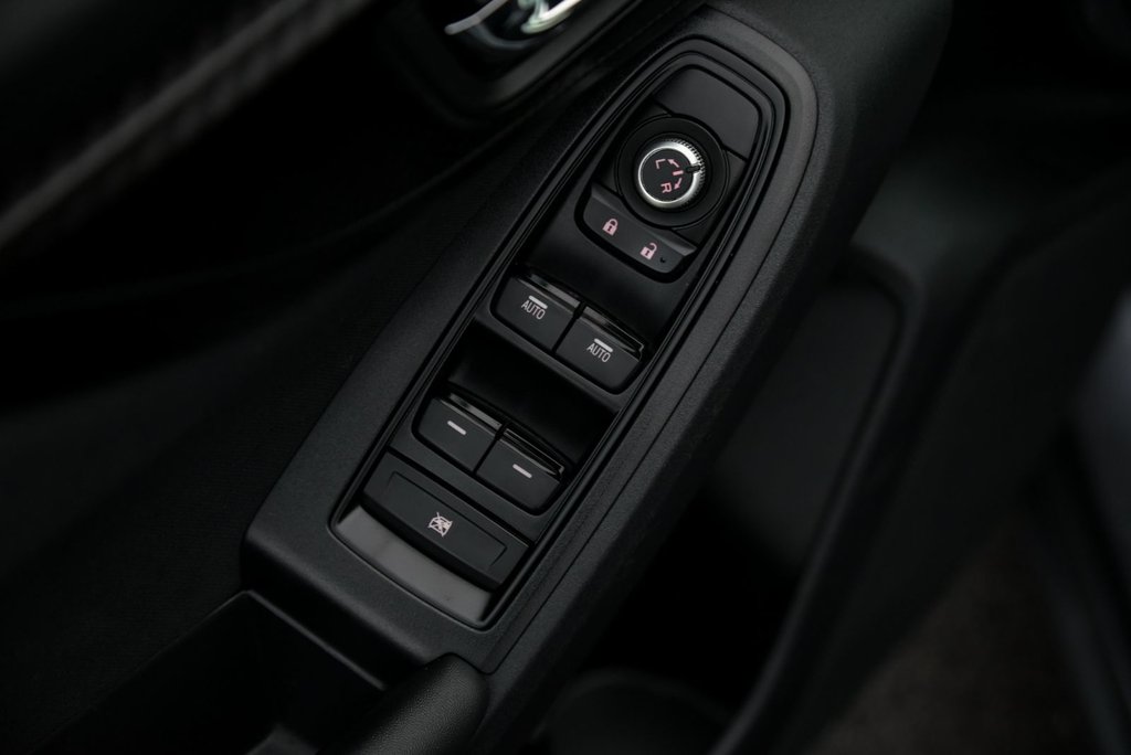 Subaru Impreza Touring, Carplay, Volant Chauffants 2023 à Sainte-Julie, Québec - 9 - w1024h768px