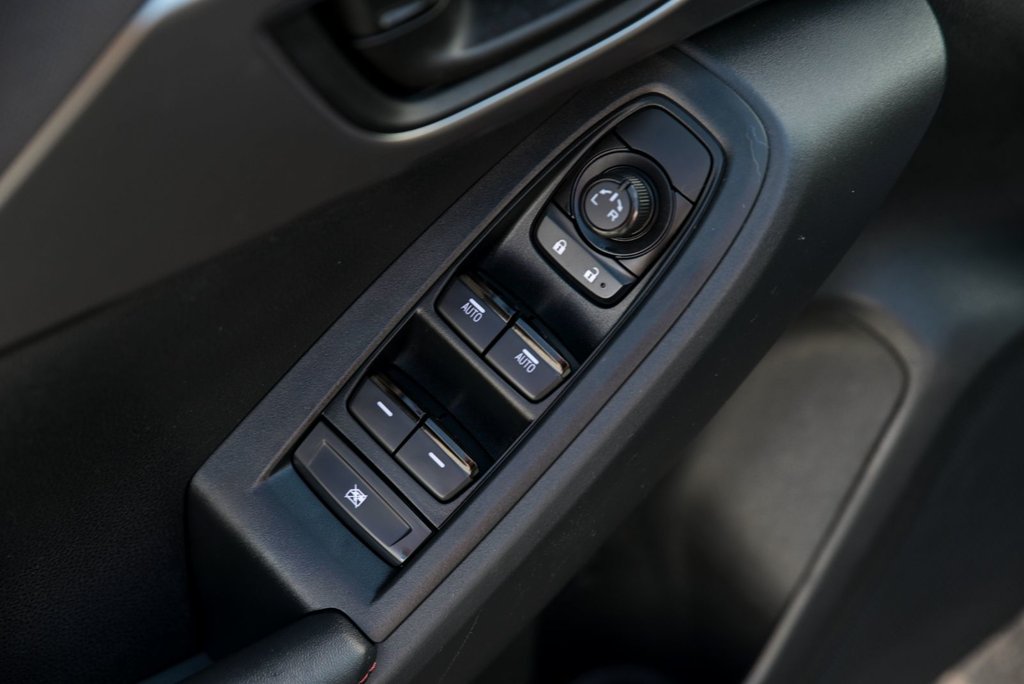Subaru Impreza Touring, Carplay, Volant Chauffants 2024 à Sainte-Julie, Québec - 7 - w1024h768px