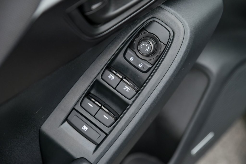 Subaru Impreza RS, Carplay, Toit ouvrant 2024 à Sainte-Julie, Québec - 9 - w1024h768px