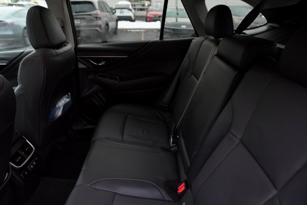 Subaru Outback Limited 2.5L Navi Cuir Harman Kardon CERTIFIÉ 2022 à Sainte-Julie, Québec - 24 - w1024h768px