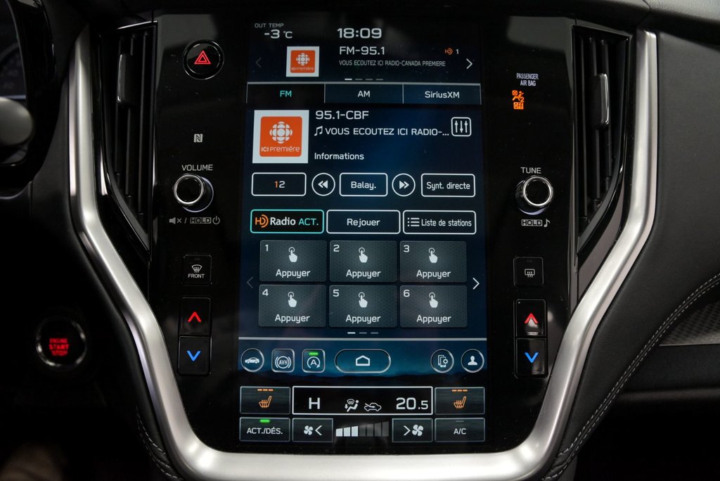 Subaru Outback Touring, Carplay Bancs chauffants 2023 à Sainte-Julie, Québec - 17 - w1024h768px