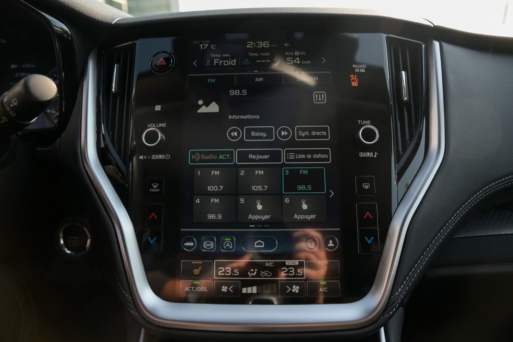 Outback Tourisme Carplay Toit ouvrant CERTIFIÉ 2024 à Sainte-Julie, Québec - 20 - w1024h768px