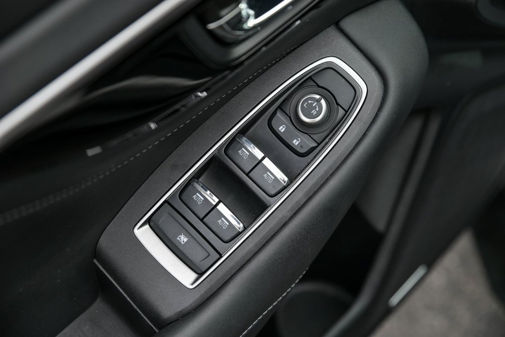 Subaru Outback Limited, Carplay, Bancs Chauffants 2024 à Sainte-Julie, Québec - 9 - w1024h768px