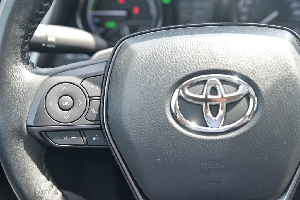 Toyota Camry HYBRIDE SE, APPLE CARPLAY, BANCS CHAUFFANTS 2023 à Sainte-Julie, Québec - 16 - w1024h768px