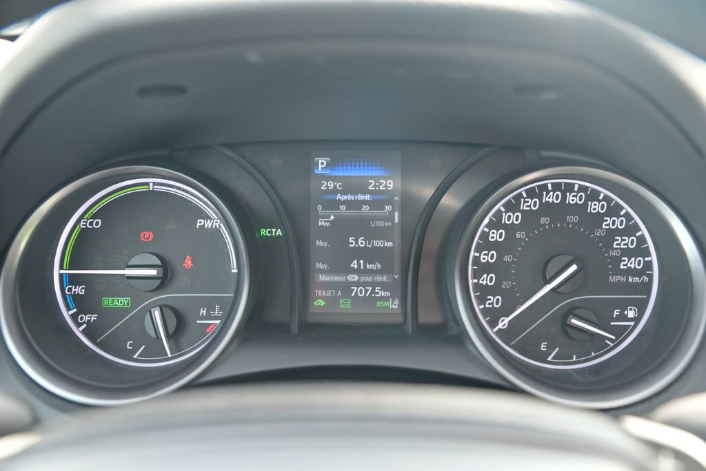 Toyota Camry HYBRIDE SE, APPLE CARPLAY, BANCS CHAUFFANTS 2023 à Sainte-Julie, Québec - 13 - w1024h768px