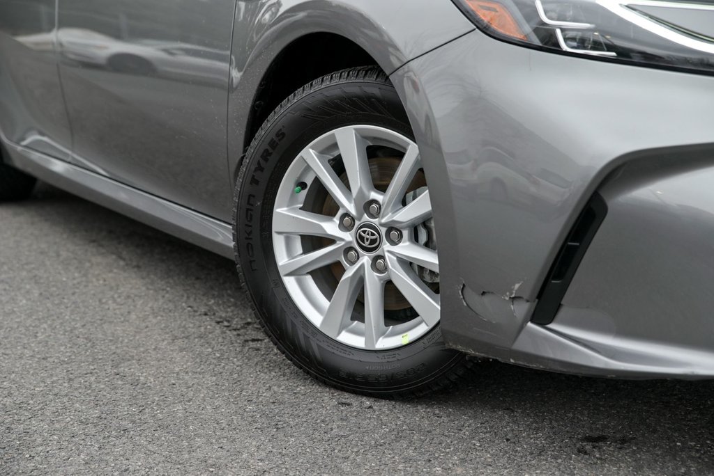 Toyota Camry XLE,Carplay, Bancs Chauffants 2025 à Sainte-Julie, Québec - 3 - w1024h768px