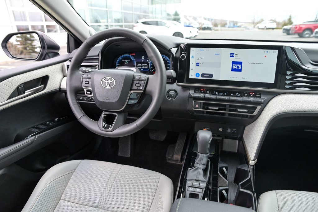 Toyota Camry XLE,Carplay, Bancs Chauffants 2025 à Sainte-Julie, Québec - 26 - w1024h768px