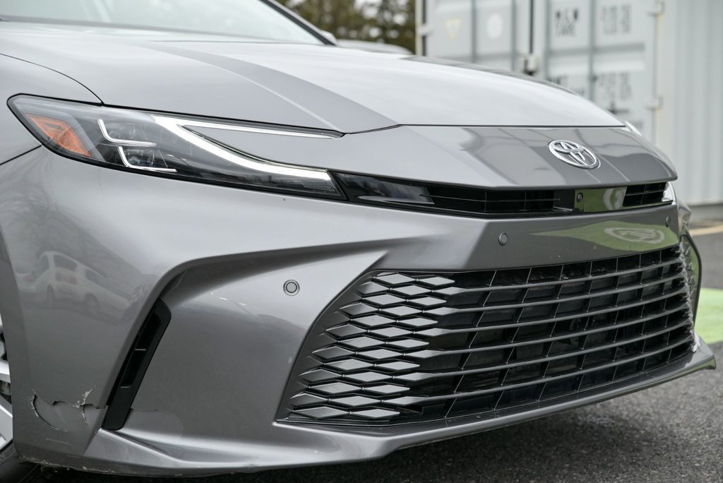 Toyota Camry XLE,Carplay, Bancs Chauffants 2025 à Sainte-Julie, Québec - 2 - w1024h768px