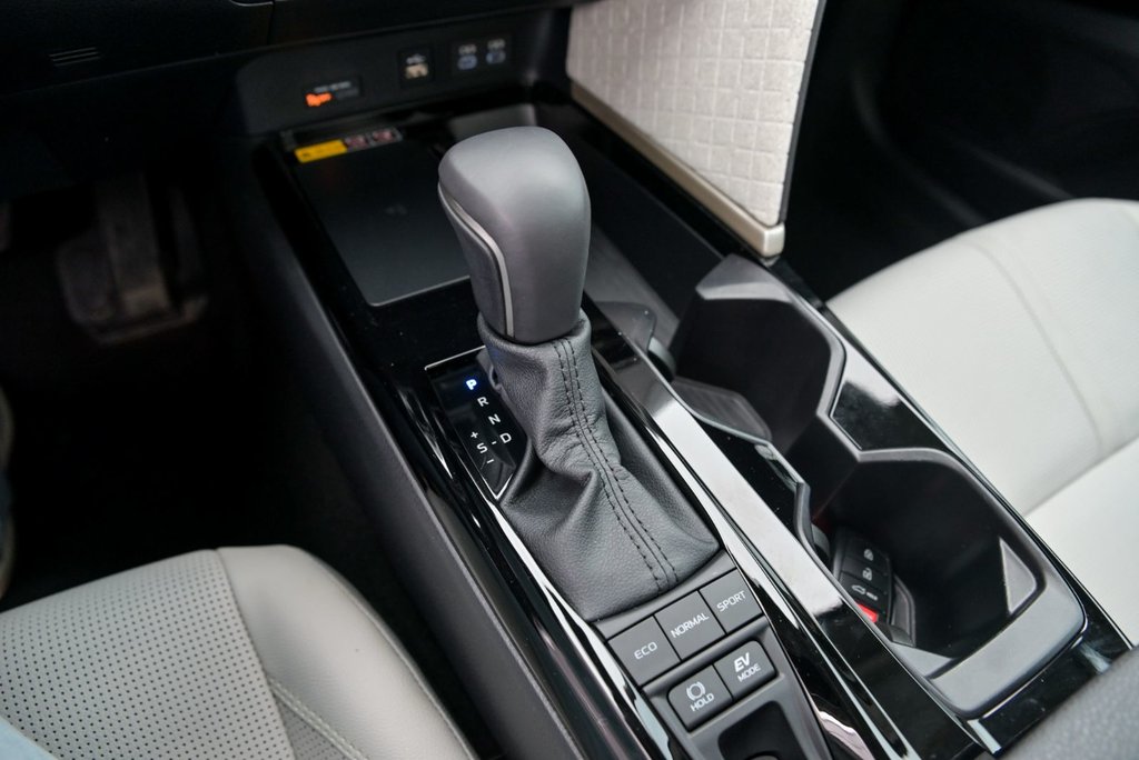 Toyota Camry XLE,Carplay, Bancs Chauffants 2025 à Sainte-Julie, Québec - 22 - w1024h768px