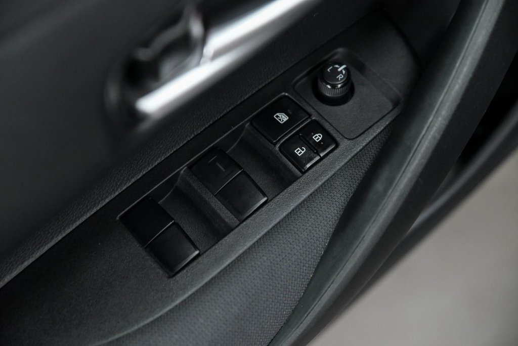 2021 Toyota Corolla LE, Banc chauffant in Sainte-Julie, Quebec - 7 - w1024h768px