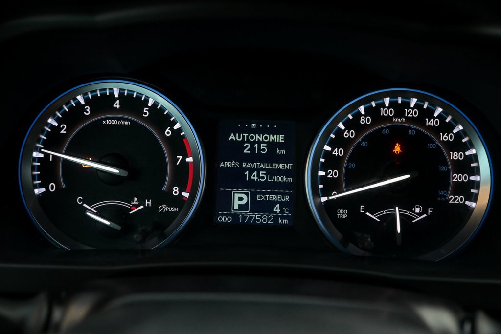 Toyota Highlander LE Bluetooth, caméra de recule, siège électrique 2016 à Sainte-Julie, Québec - 15 - w1024h768px