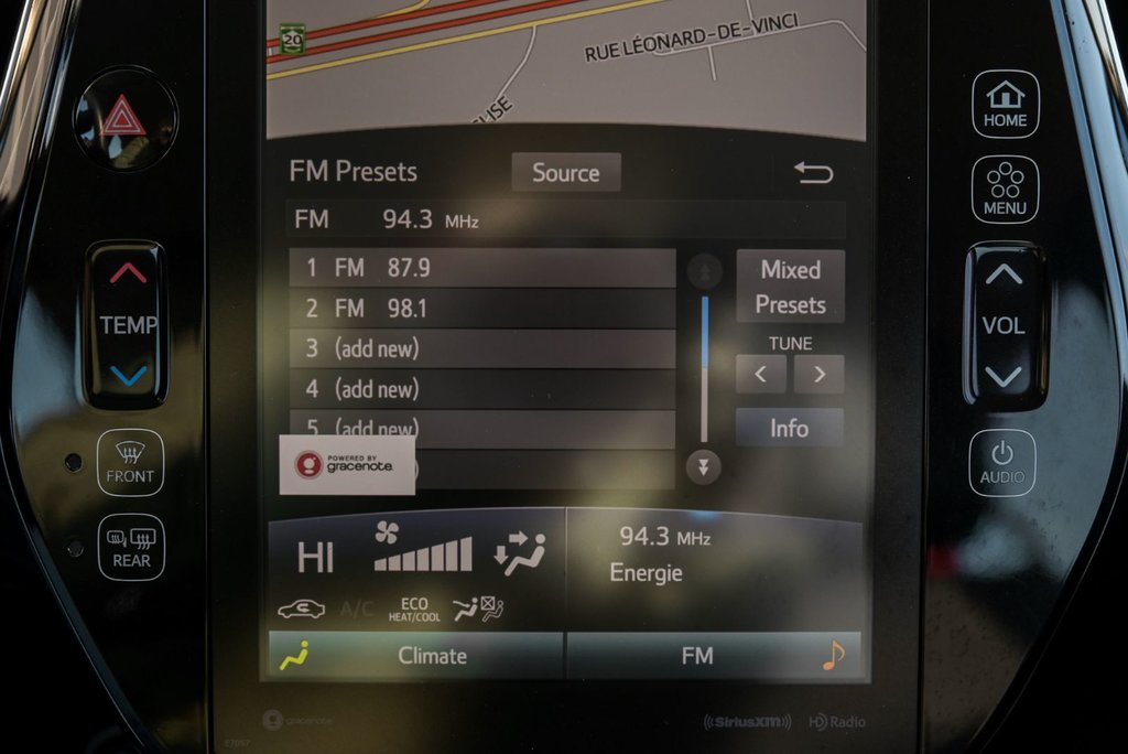 2020 Toyota PRIUS PRIME Upgrade Cuir Sièges chauffants Navi Carplay in Sainte-Julie, Quebec - 19 - w1024h768px