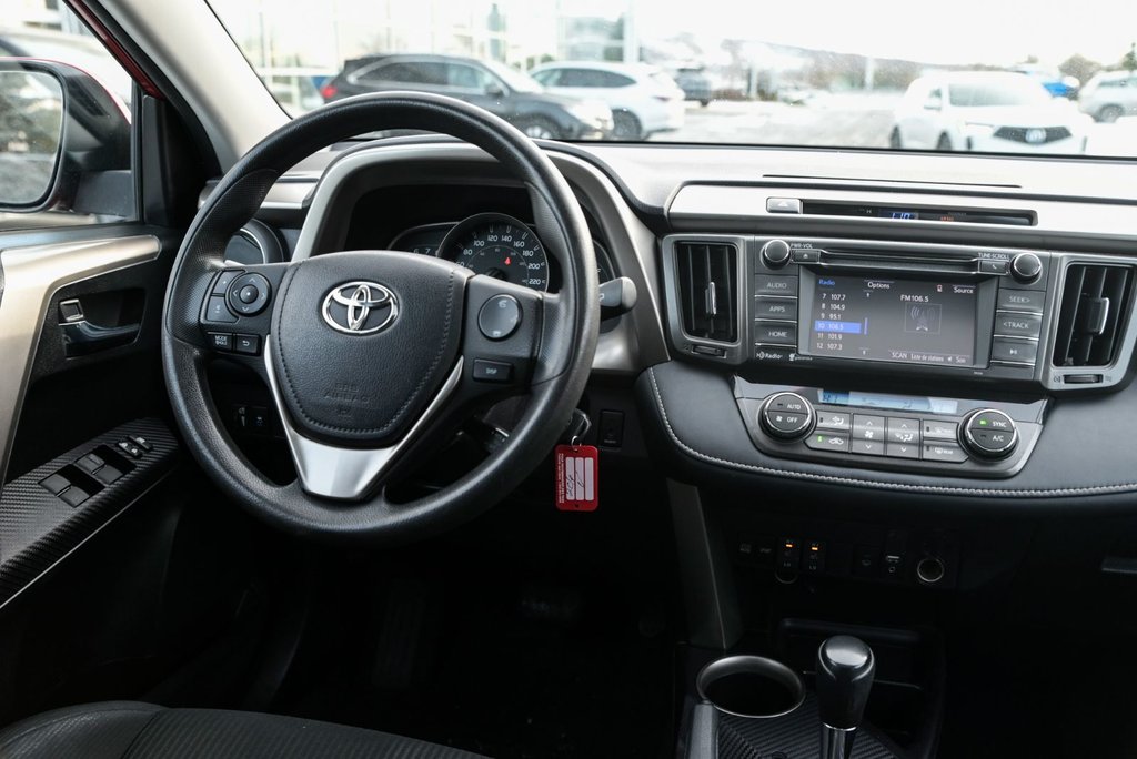 Toyota RAV4 XLE 2014 à Sainte-Julie, Québec - 24 - w1024h768px