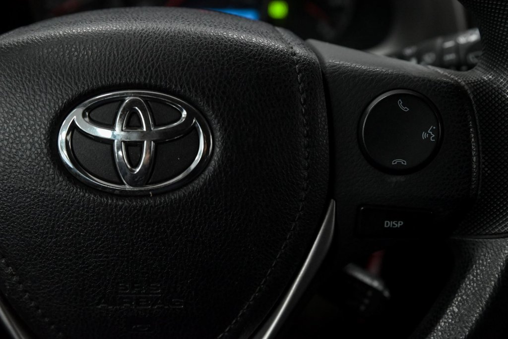 2016 Toyota RAV4 LE, AWD, Sièges Chauffants, Caméra de Recul in Sainte-Julie, Quebec - 12 - w1024h768px
