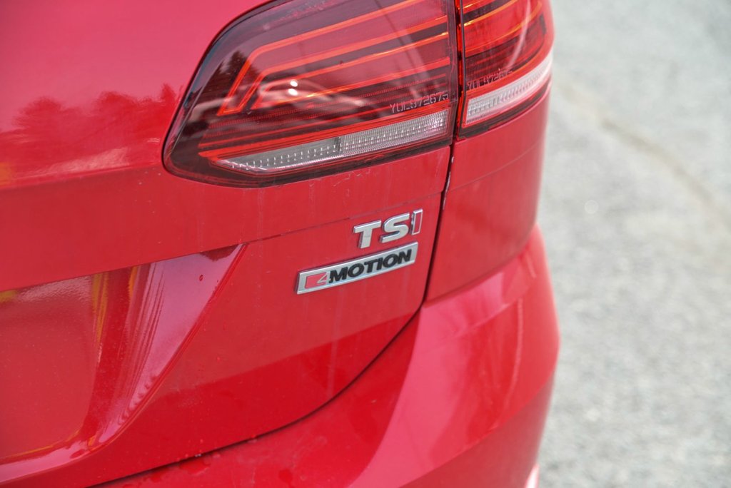 2018 Volkswagen Golf SportWagen Highline, Bancs Chauffants in Sainte-Julie, Quebec - 8 - w1024h768px