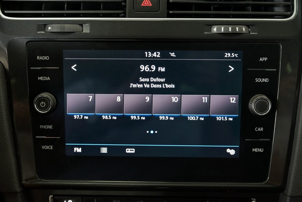 2019 Volkswagen GOLF SPORTWAGEN Highline Cuir Toit pano Sièges chauffants in Sainte-Julie, Quebec - 17 - w1024h768px