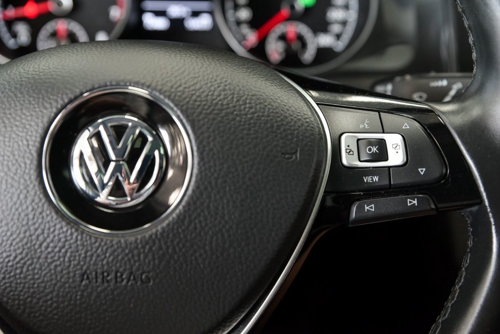 2019 Volkswagen GOLF SPORTWAGEN Highline Cuir Toit pano Sièges chauffants in Sainte-Julie, Quebec - 15 - w1024h768px