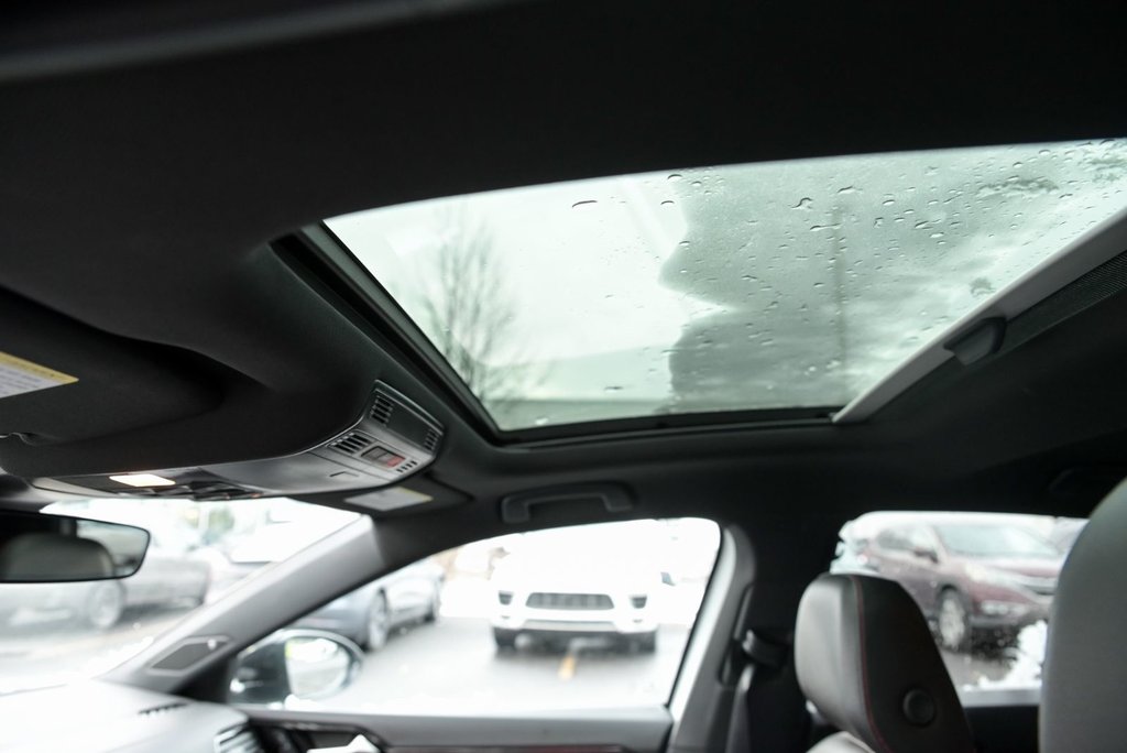 Volkswagen Jetta GLI Manuelle, Système de son Beats, Cuir, Toit ouvrant 2024 à Sainte-Julie, Québec - 22 - w1024h768px