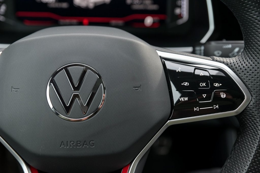 Volkswagen Jetta GLI Manuelle, Système de son Beats, Cuir, Toit ouvrant 2024 à Sainte-Julie, Québec - 15 - w1024h768px