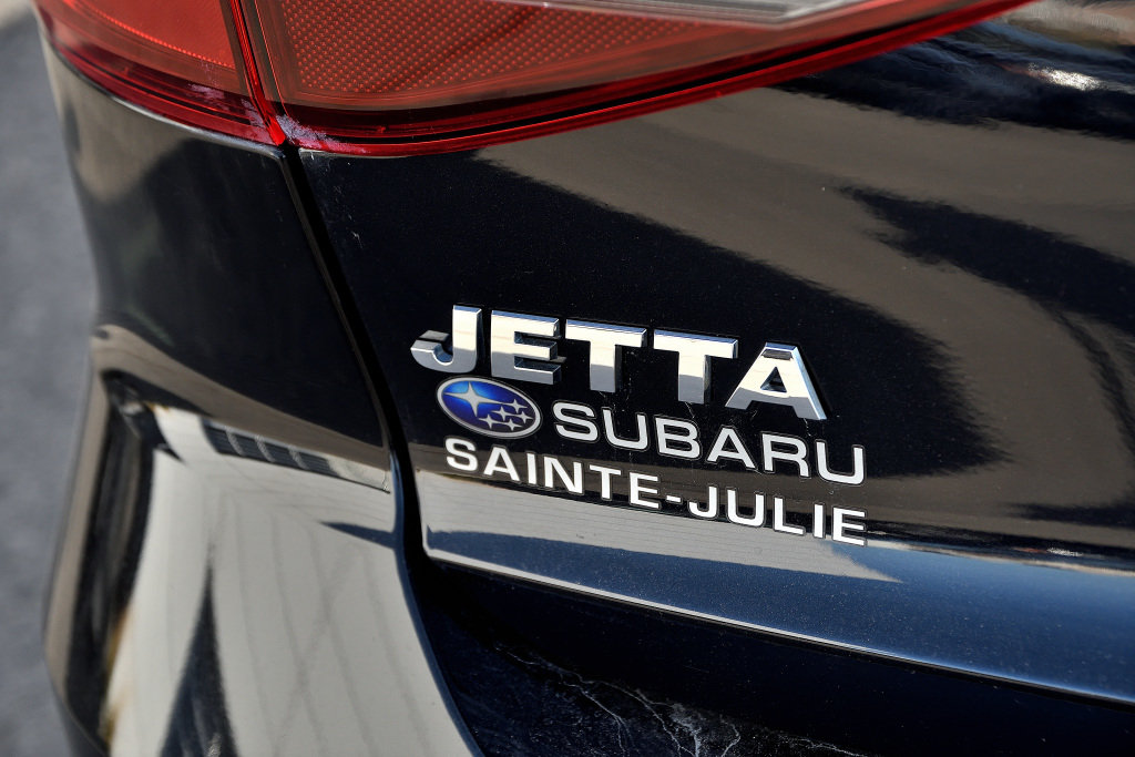 Jetta Sedan Trendline Plus Manuelle Sièges chauffants Mags 2017 à Sainte-Julie, Québec - 9 - w1024h768px