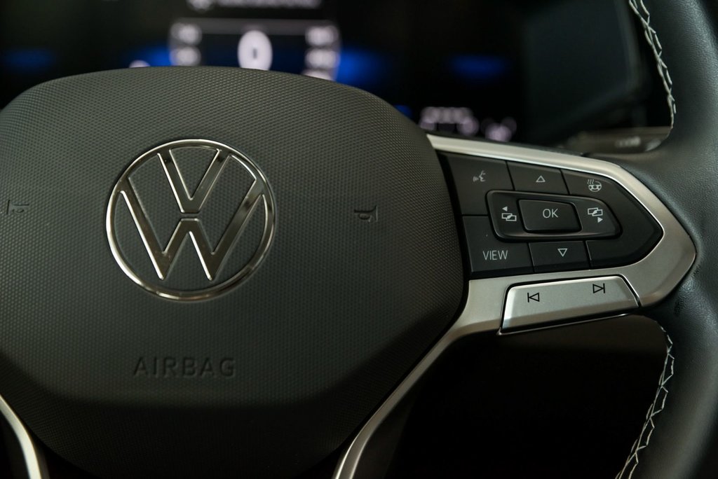 2024 Volkswagen Taos Trendline AWD Sièges chauffants in Sainte-Julie, Quebec - 13 - w1024h768px