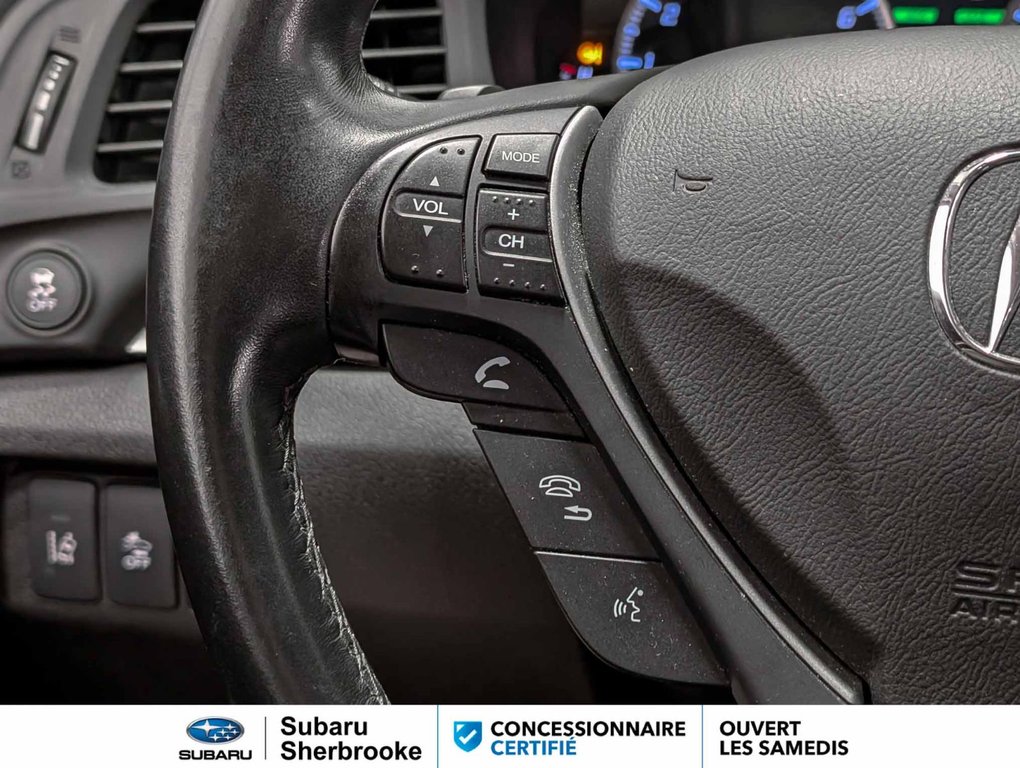 2018 Acura ILX in Sherbrooke, Quebec - 24 - w1024h768px