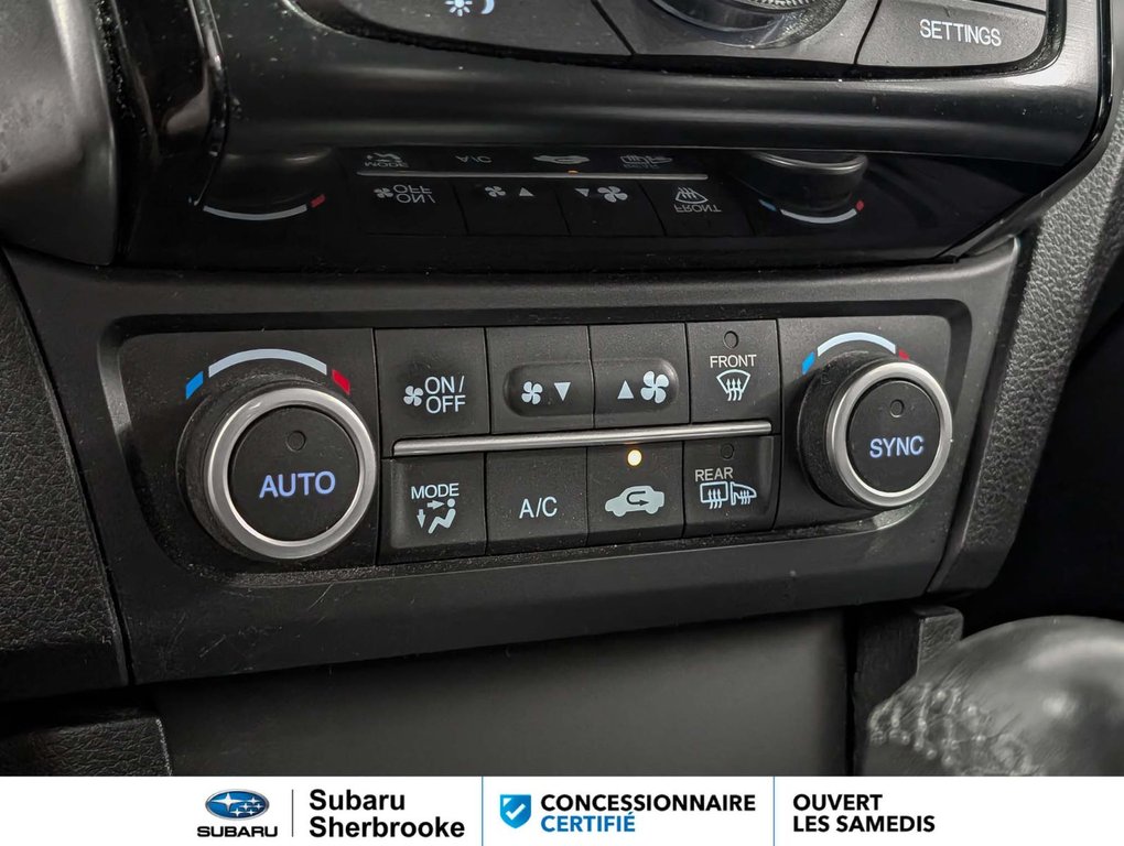 2018 Acura ILX in Sherbrooke, Quebec - 20 - w1024h768px