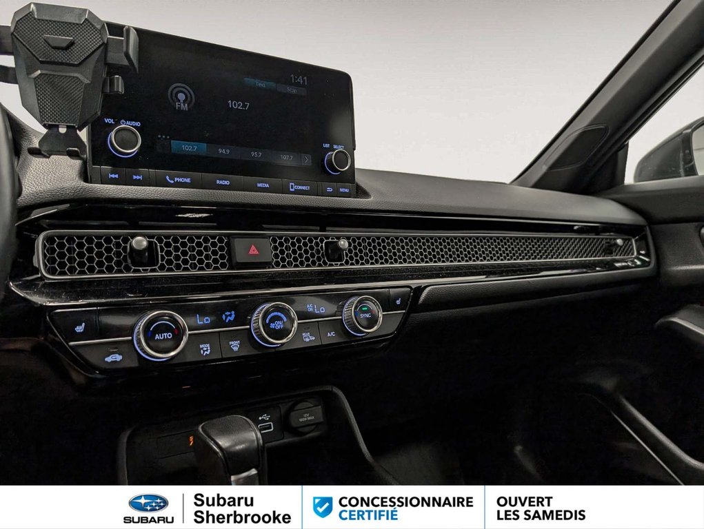 2023 Honda Civic Sedan in Sherbrooke, Quebec - 9 - w1024h768px