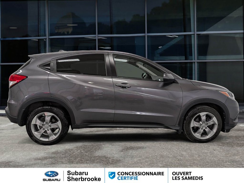 2021 Honda HR-V in Sherbrooke, Quebec - 6 - w1024h768px