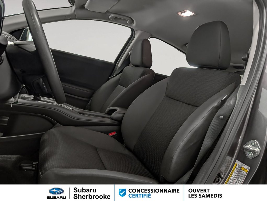 2021 Honda HR-V in Sherbrooke, Quebec - 8 - w1024h768px