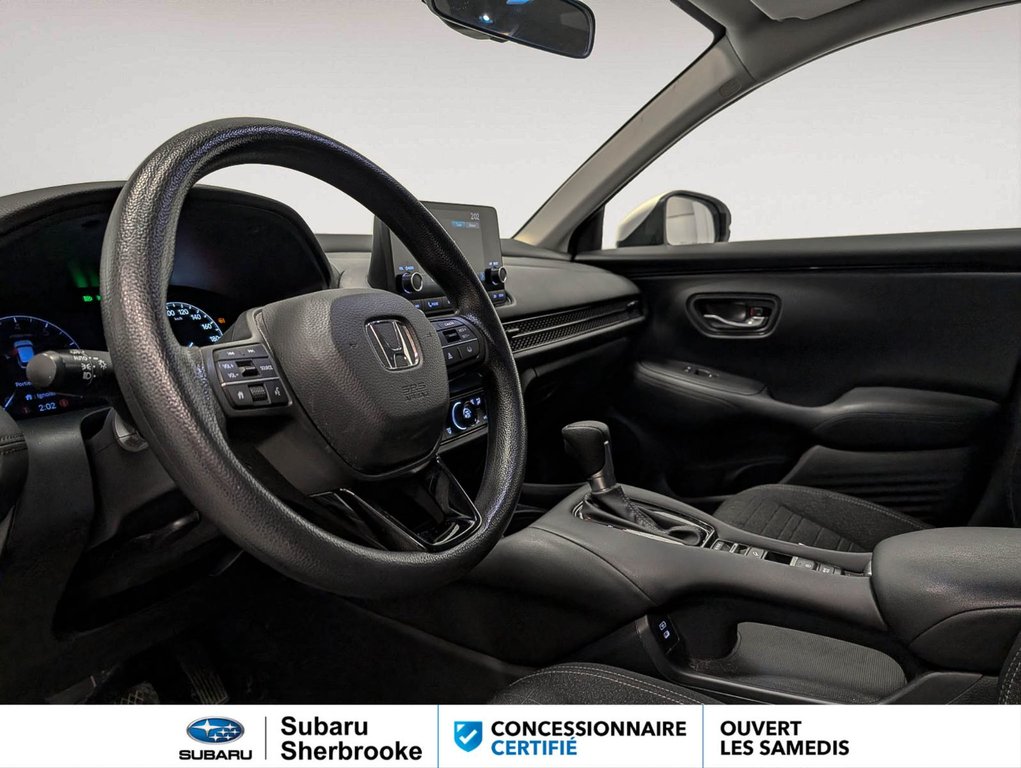 Honda HR-V LX-B 2024 à Sherbrooke, Québec - 7 - w1024h768px