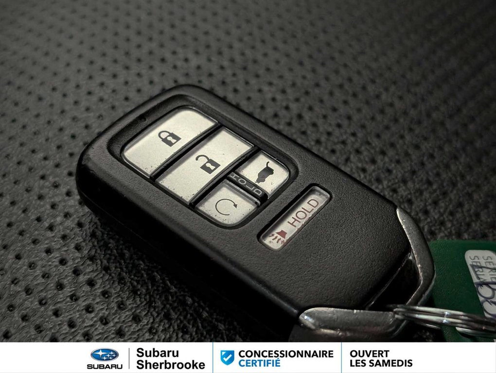 2020 Honda Pilot Touring 7-Passenger AWD in Sherbrooke, Quebec - 18 - w1024h768px