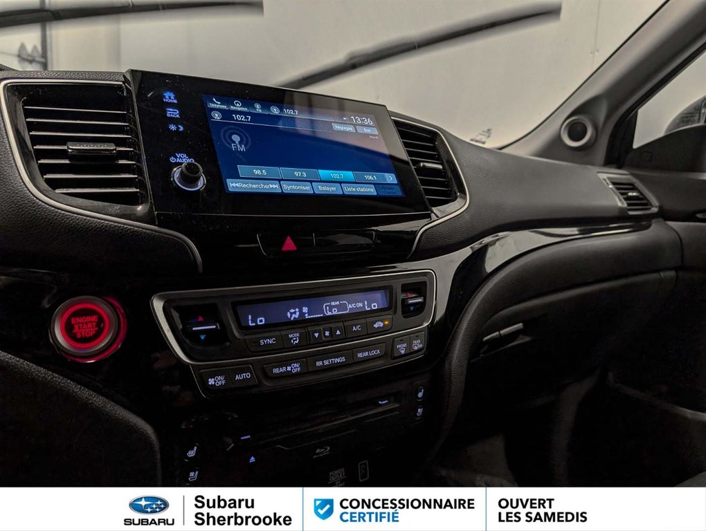 2020 Honda Pilot Touring 7-Passenger AWD in Sherbrooke, Quebec - 9 - w1024h768px