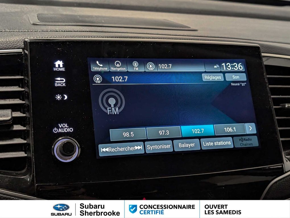 2020 Honda Pilot Touring 7-Passenger AWD in Sherbrooke, Quebec - 10 - w1024h768px