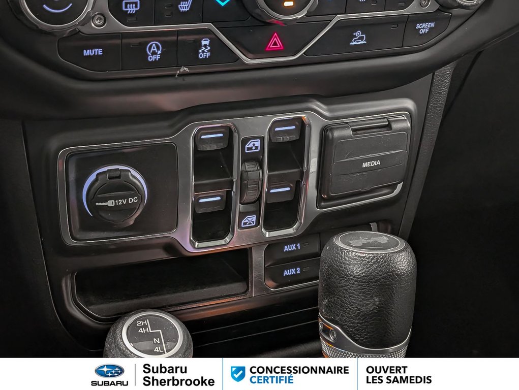 2023 Jeep Wrangler Sahara in Sherbrooke, Quebec - 13 - w1024h768px