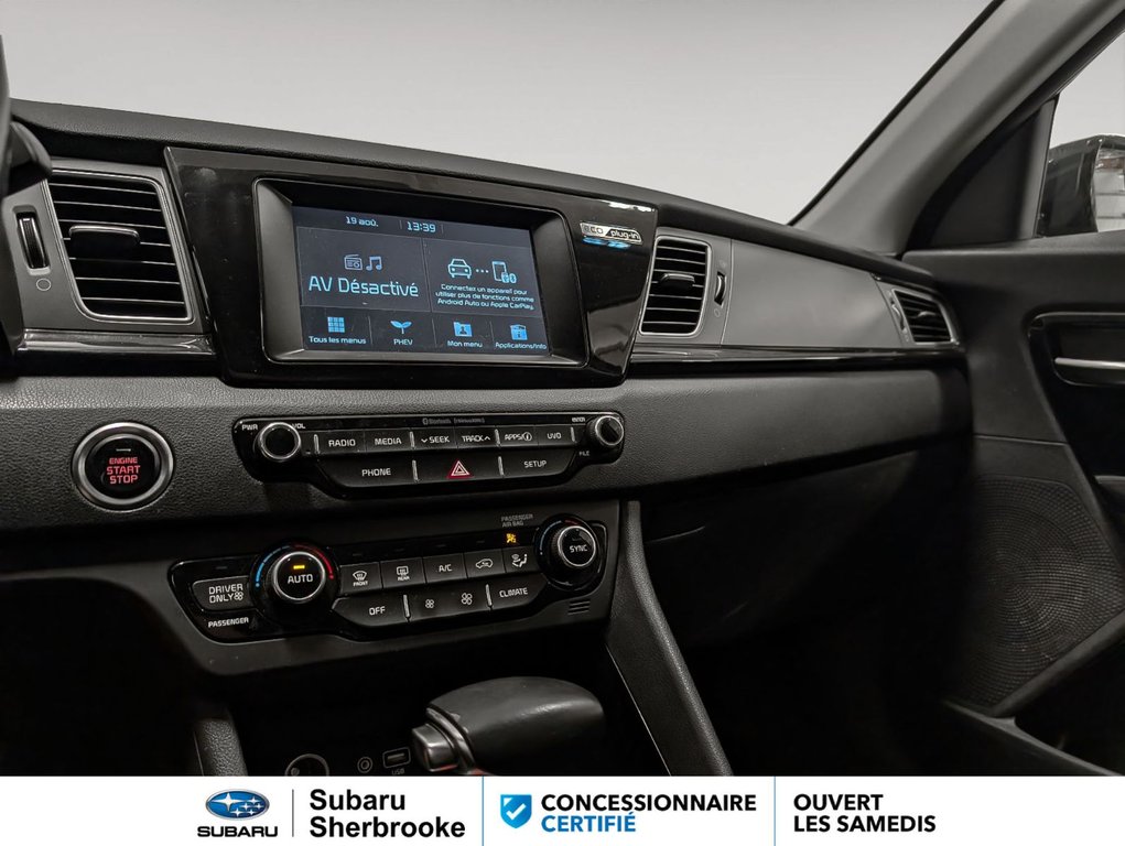 2019 Kia Niro Plug-In Hybrid EX Premium in Sherbrooke, Quebec - 8 - w1024h768px