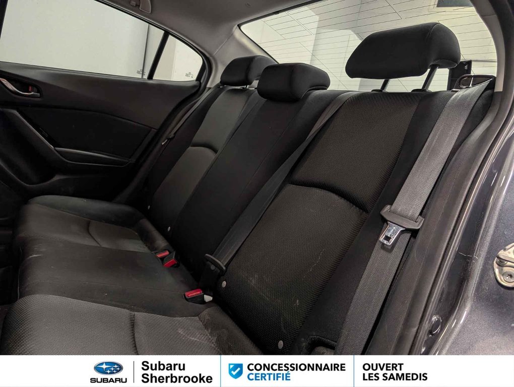2017 Mazda 3 GX in Sherbrooke, Quebec - 9 - w1024h768px