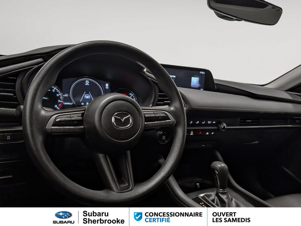 2019 Mazda 3 GX in Sherbrooke, Quebec - 8 - w1024h768px