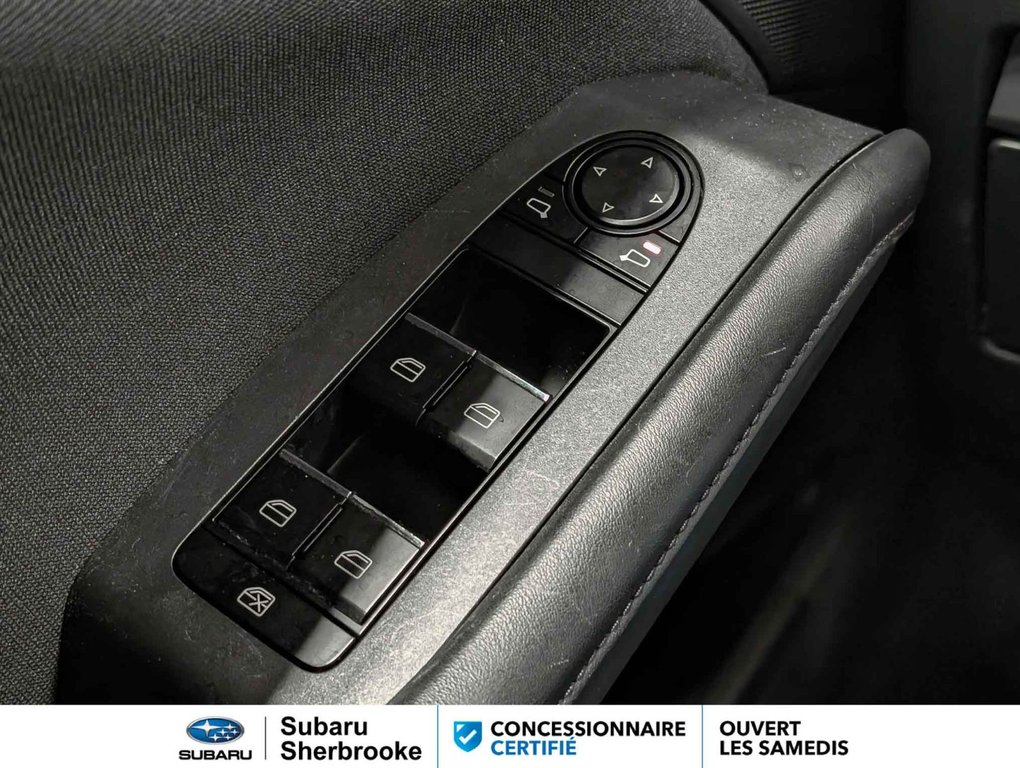 2019 Mazda 3 GX in Sherbrooke, Quebec - 18 - w1024h768px