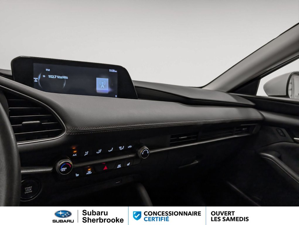 2019 Mazda 3 GX in Sherbrooke, Quebec - 9 - w1024h768px