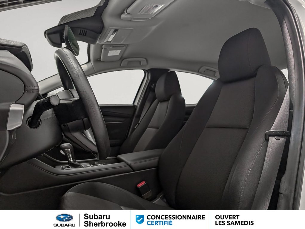 2019 Mazda 3 GX in Sherbrooke, Quebec - 7 - w1024h768px