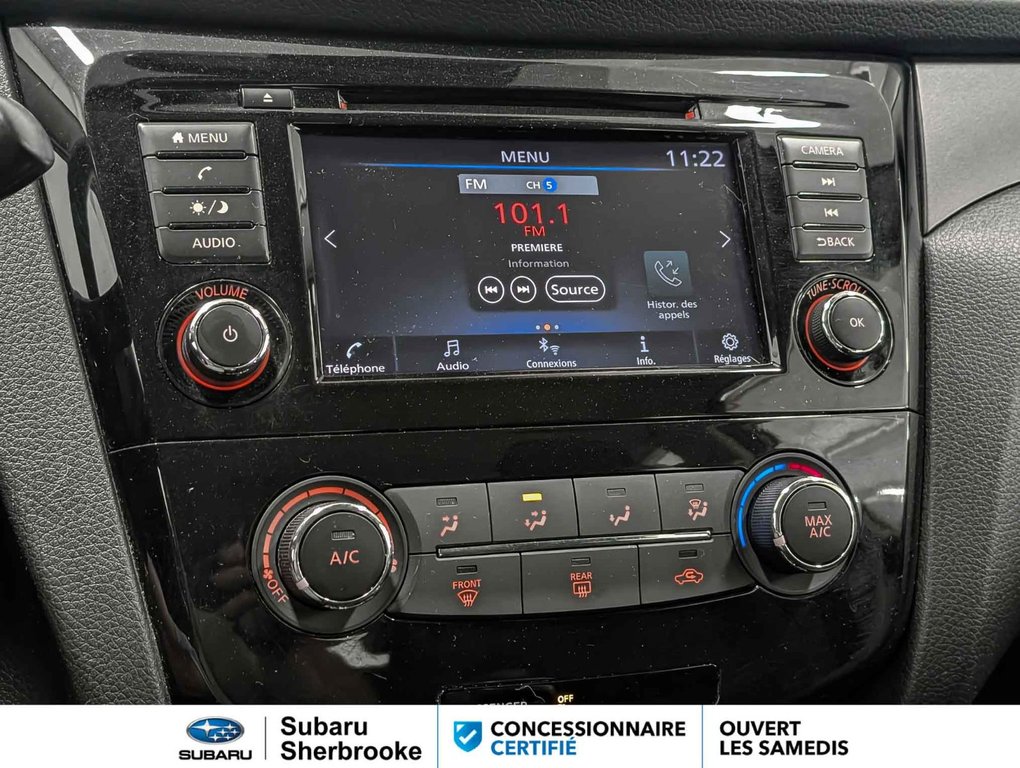 2021 Nissan Qashqai S in Sherbrooke, Quebec - 11 - w1024h768px