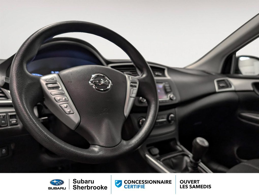 2018 Nissan Sentra S in Sherbrooke, Quebec - 7 - w1024h768px