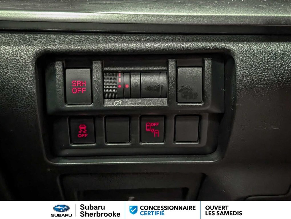 2018 Subaru Crosstrek Limited in Sherbrooke, Quebec - 18 - w1024h768px
