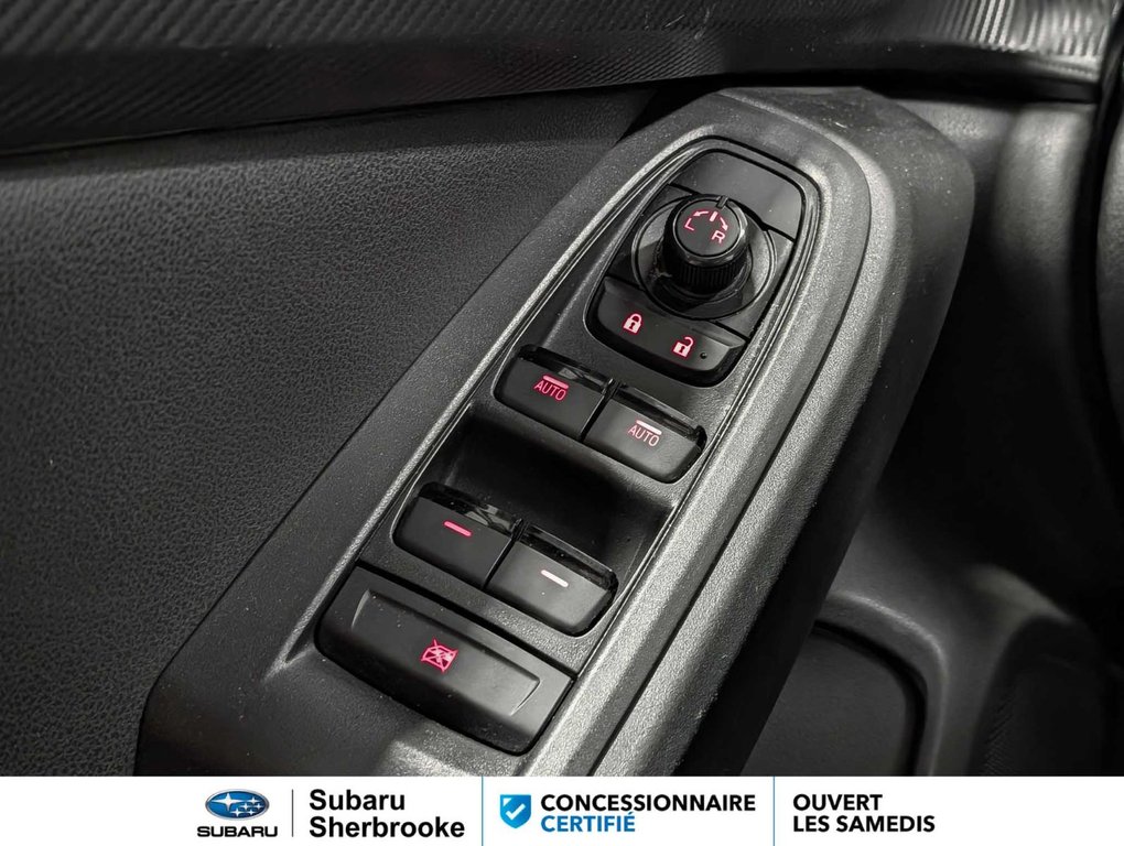 2024 Subaru Crosstrek Touring in Sherbrooke, Quebec - 17 - w1024h768px